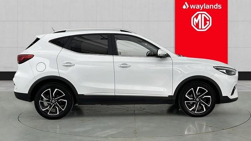 Used MG ZS Exclusive 106 HP (77 kW) 2021 White SUV