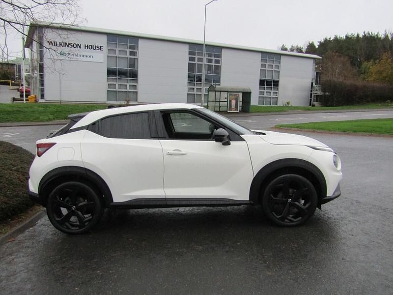 Used Nissan Juke Tekna 2024 White SUV