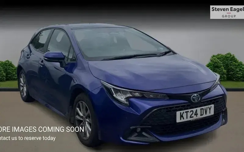 Used Toyota Corolla 140 HP (102 kW) 2026 Hatchback