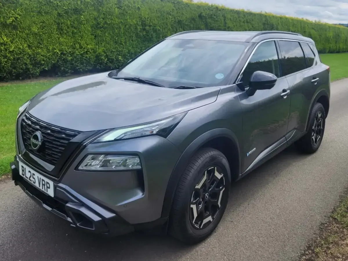 Used Nissan X-Trail 213 HP (156 kW) 2025 Grey SUV