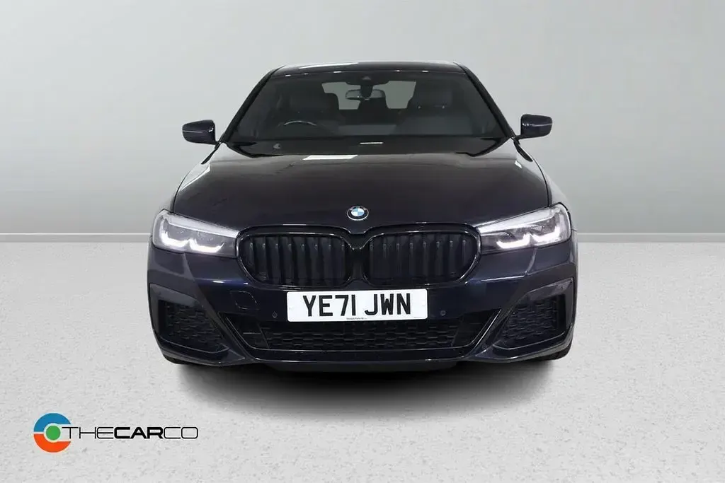 Usado BMW 530 M Sport 2022 Negro Berlina