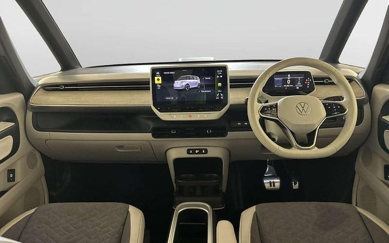 Usado VW ID. Buzz Pro 150 kW (204 HP) 2023 Preto Monovolume