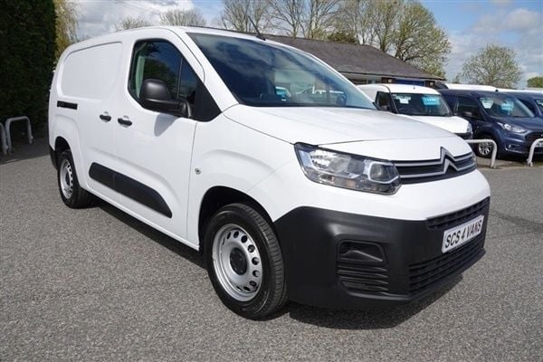 White Used 2023 Citroën Berlingo MPV | £21,588 - Image 1/1
