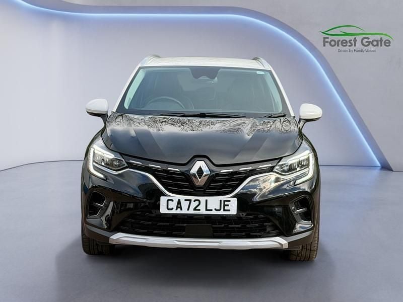 Used Renault Captur Techno 145 HP (106 kW) 2023 Black/white SUV