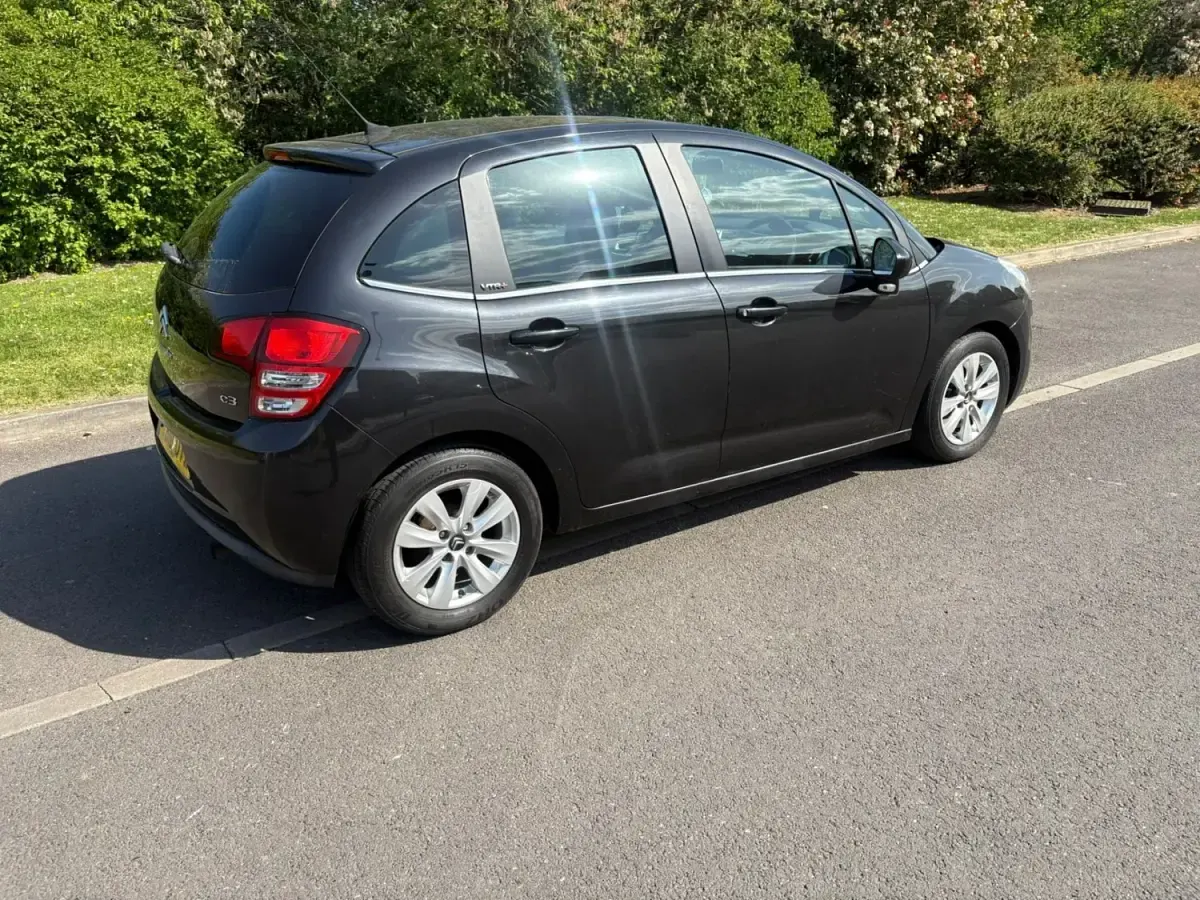 Begagnad Citroën C3 VTR Sport 2010 Svart Halvkombi