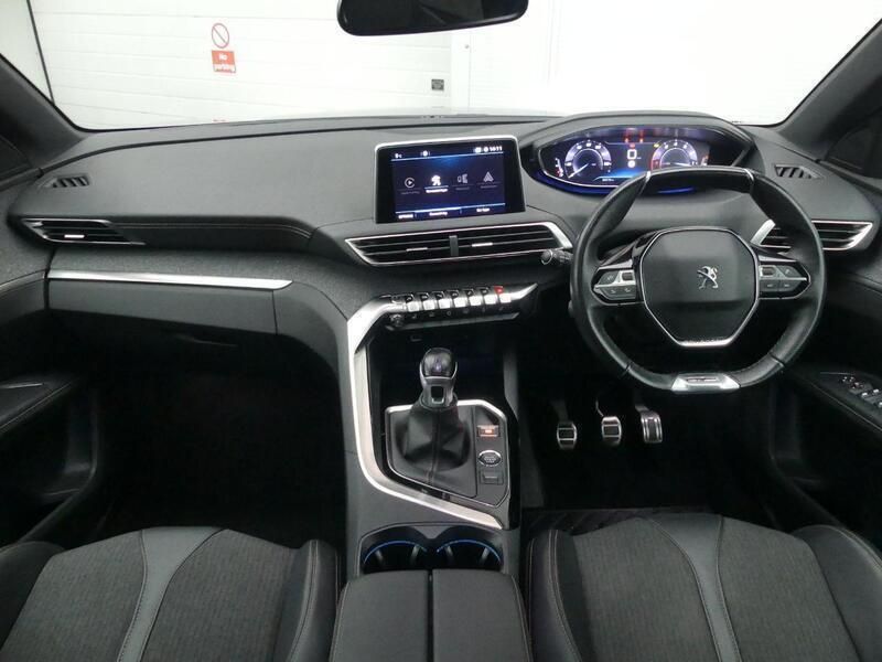 Grey Used 2019 Peugeot 5008 Premium MPV | £19,495 (Fair price) - Image 1/3