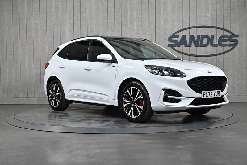White Used 2023 Ford Kuga ST-Line X SUV | £22,499 (Fair price) - Image 1/4