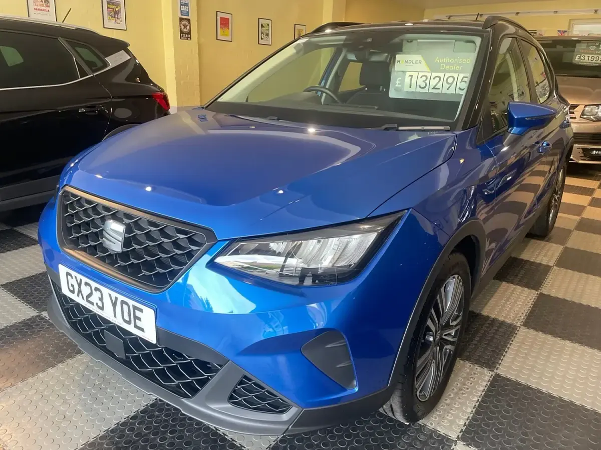 Used Seat Arona SE Technology 2023 Blue SUV