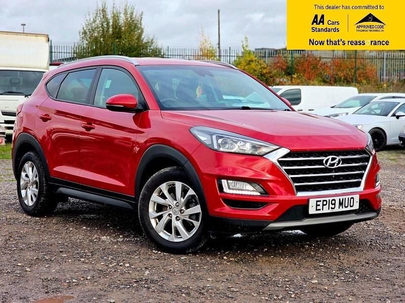 Red Used 2019 Hyundai Tucson SE SUV | £11,688 (Super price) - Image 1/4