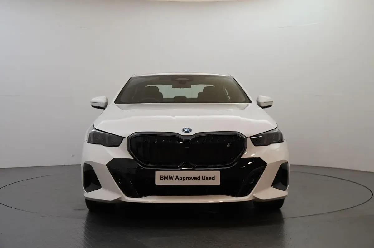 Used BMW i5 M Sport 246 kW (335 HP) 2024 White