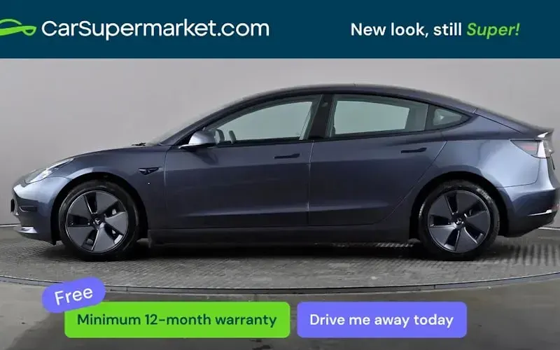 Usado Tesla Model 3 RWD 208 kW (283 HP) 2022 Cinzento Sedan