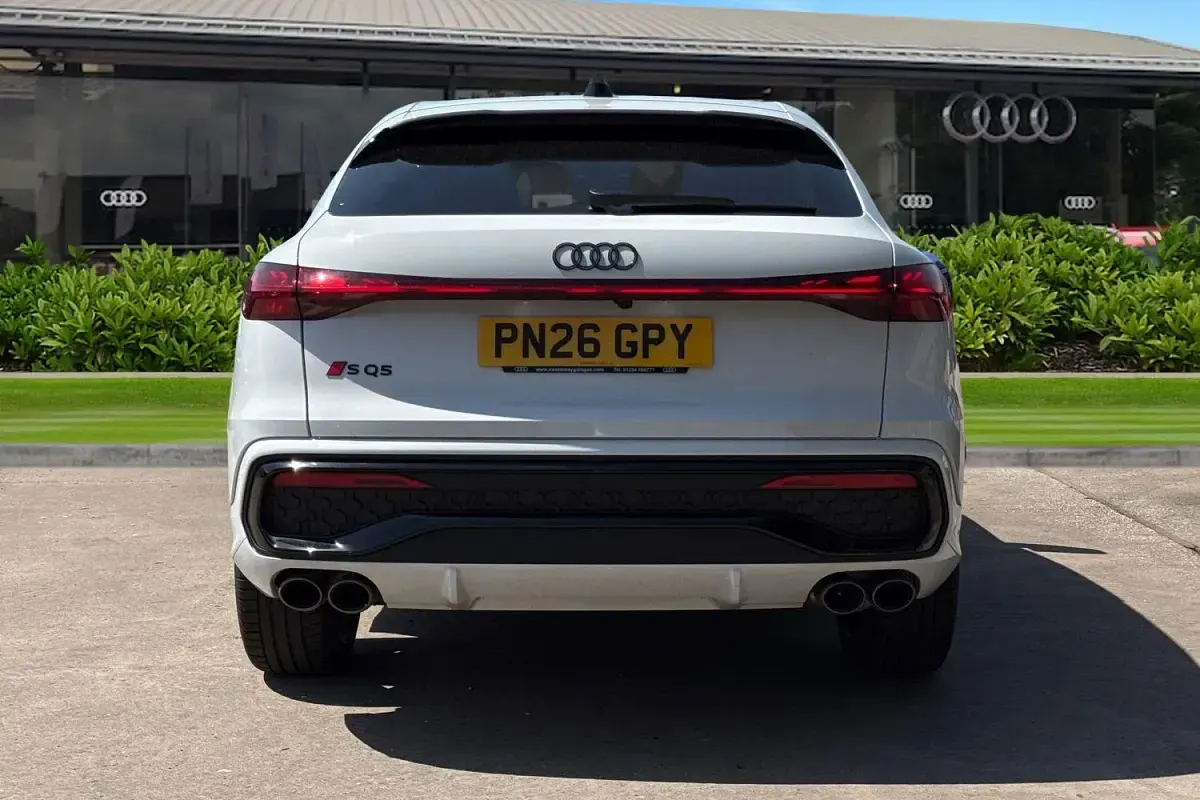 Used Audi SQ5 Advanced 367 HP (269 kW) 2026 White SUV