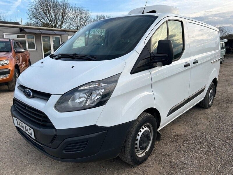 White Used 2018 Ford Transit Custom | £6,450 (Fair price) - Image 1/4