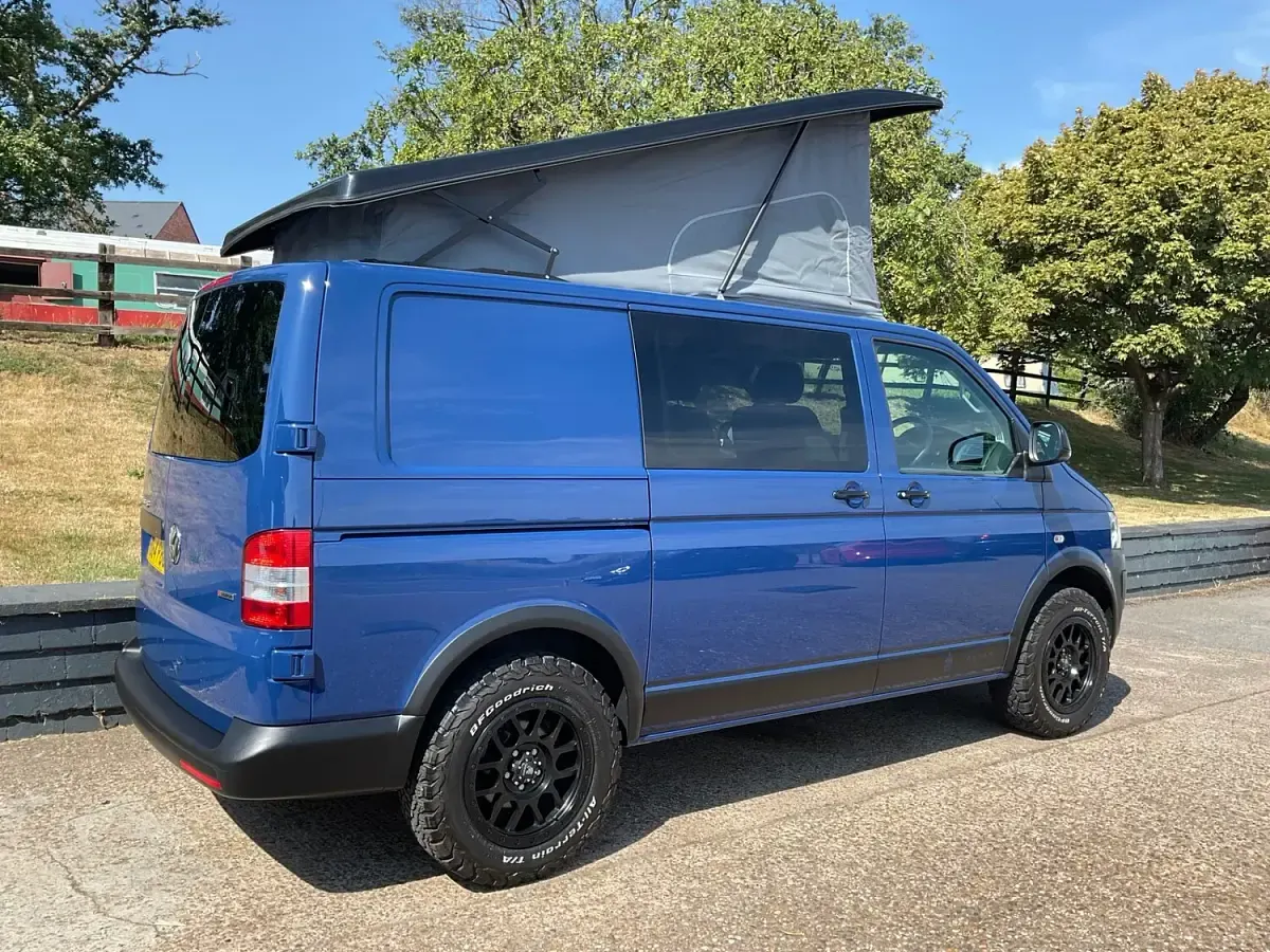 Used VW T5 Startline 140 HP (102 kW) 2015 Blue Van