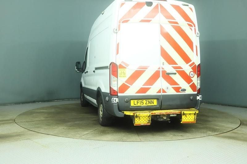 Used Ford Transit 125 HP (91 kW) 2015 White Van