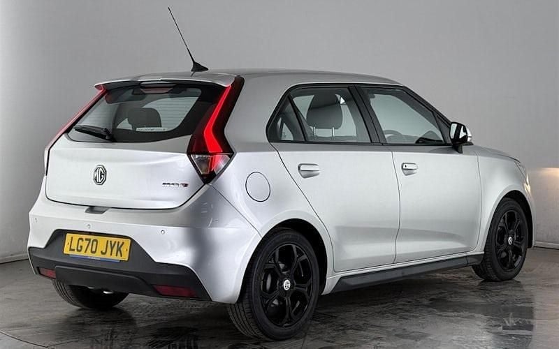 Used MG MG3 Exclusive 106 HP (77 kW) 2020 Silver Hatchback