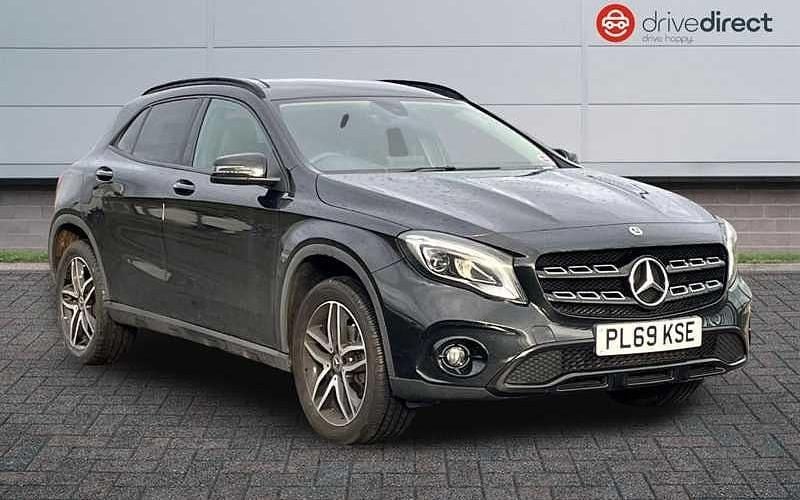 Used Mercedes GLA180 Urban 122 HP (89 kW) 2020 Black SUV