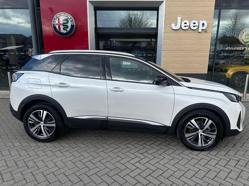 Used Peugeot 3008 Allure 134 HP (98 kW) 2024 White SUV