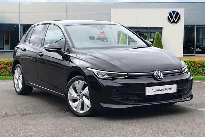 Black Used 2025 VW Golf VIII Match Hatchback | £29,999 (Expensive) - Image 1/4