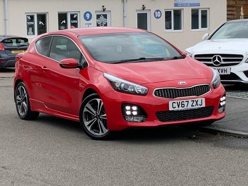 Red Used 2017 Kia ProCeed GT-Line Hatchback | £9,995 - Image 1/4