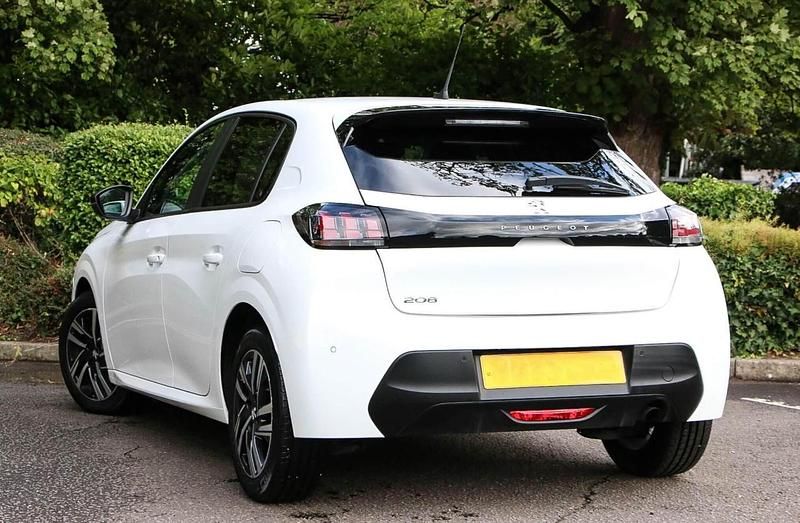 White Used 2023 Peugeot 208 Active+ Hatchback | £12,364 (Fair price) - Image 1/3