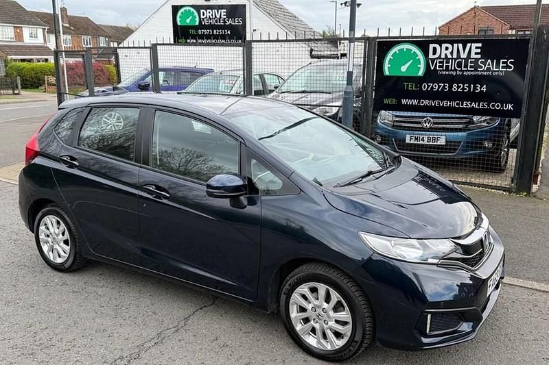 Used Honda Jazz SE 102 HP (75 kW) 2020 Blue Hatchback