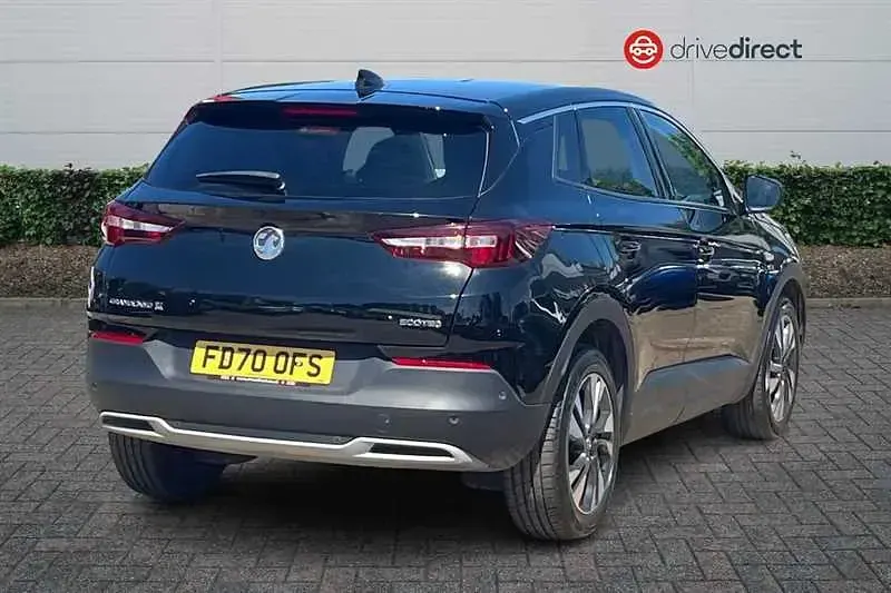 Used Vauxhall Grandland X S 130 HP (95 kW) 2020 Black SUV