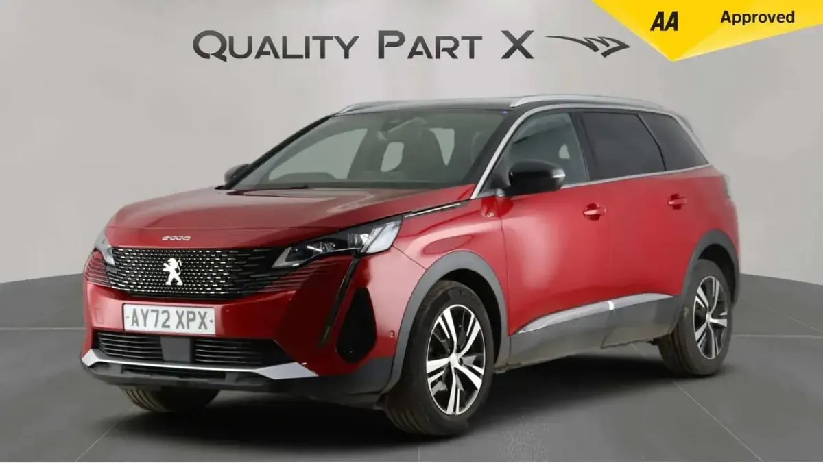 Used Peugeot 5008 GT 180 HP (132 kW) 2023 Red SUV