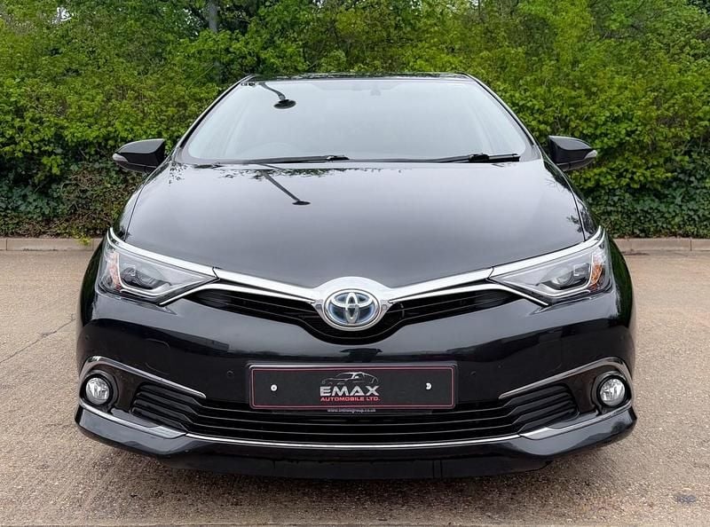 Used Toyota Auris Hybrid 2015 Black Hatchback