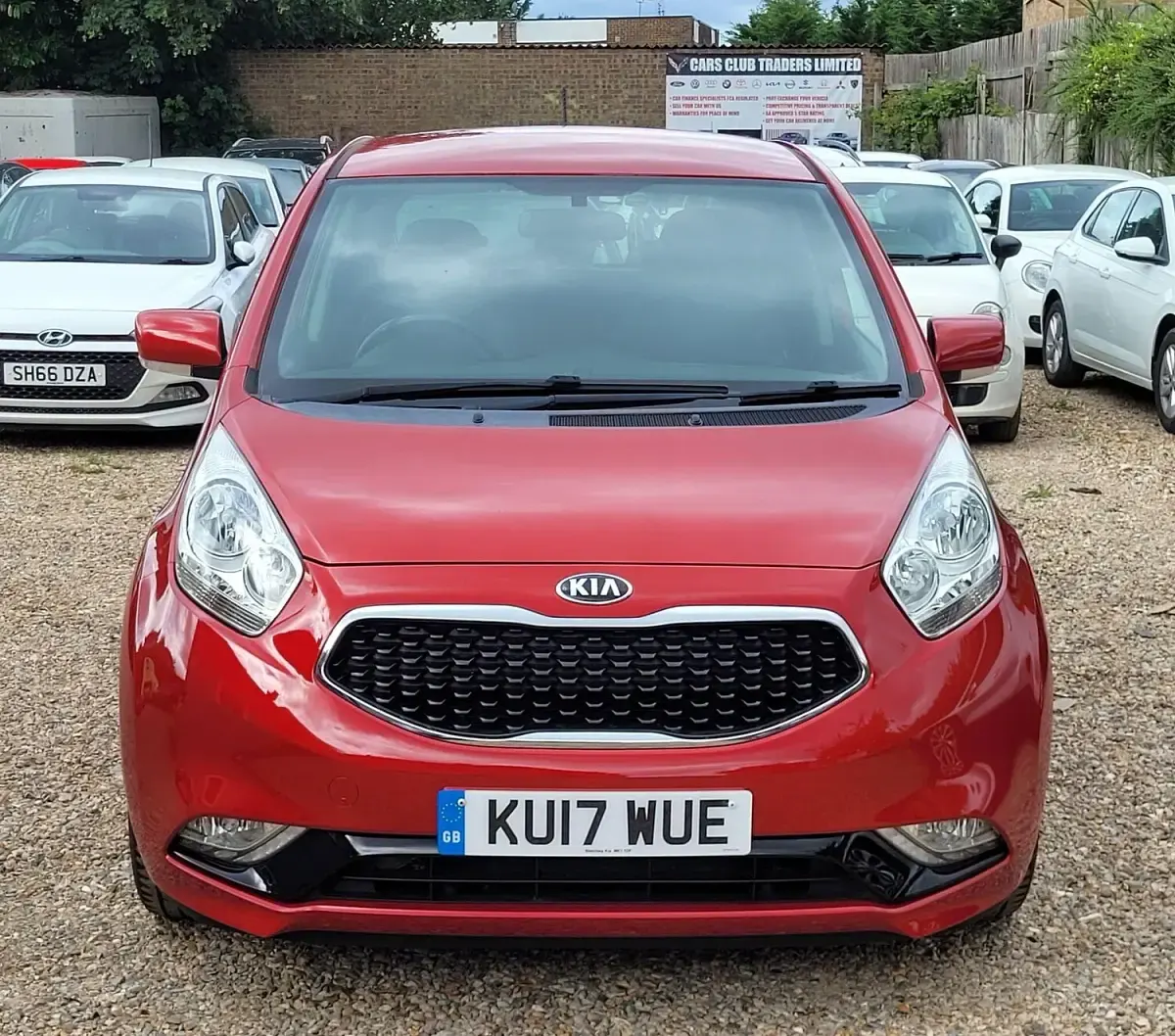Used Kia Venga 123 HP (90 kW) 2017 Red Hatchback
