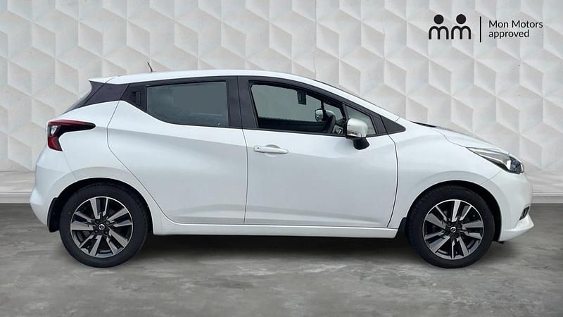 Used Nissan Micra Acenta 69 HP (50 kW) 2019 White Hatchback