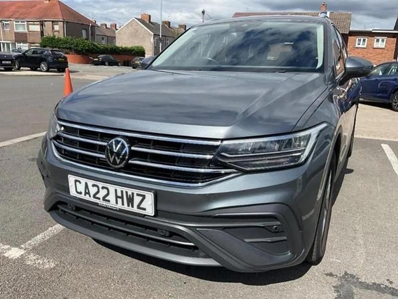 Grey Used 2022 VW Tiguan Allspace Life SUV | £24,099 (Good price) - Image 1/1