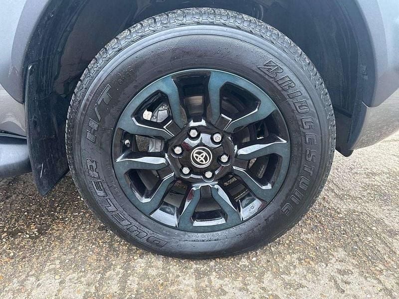 Used Toyota HiLux 204 HP (150 kW) 2025 Other Pickup
