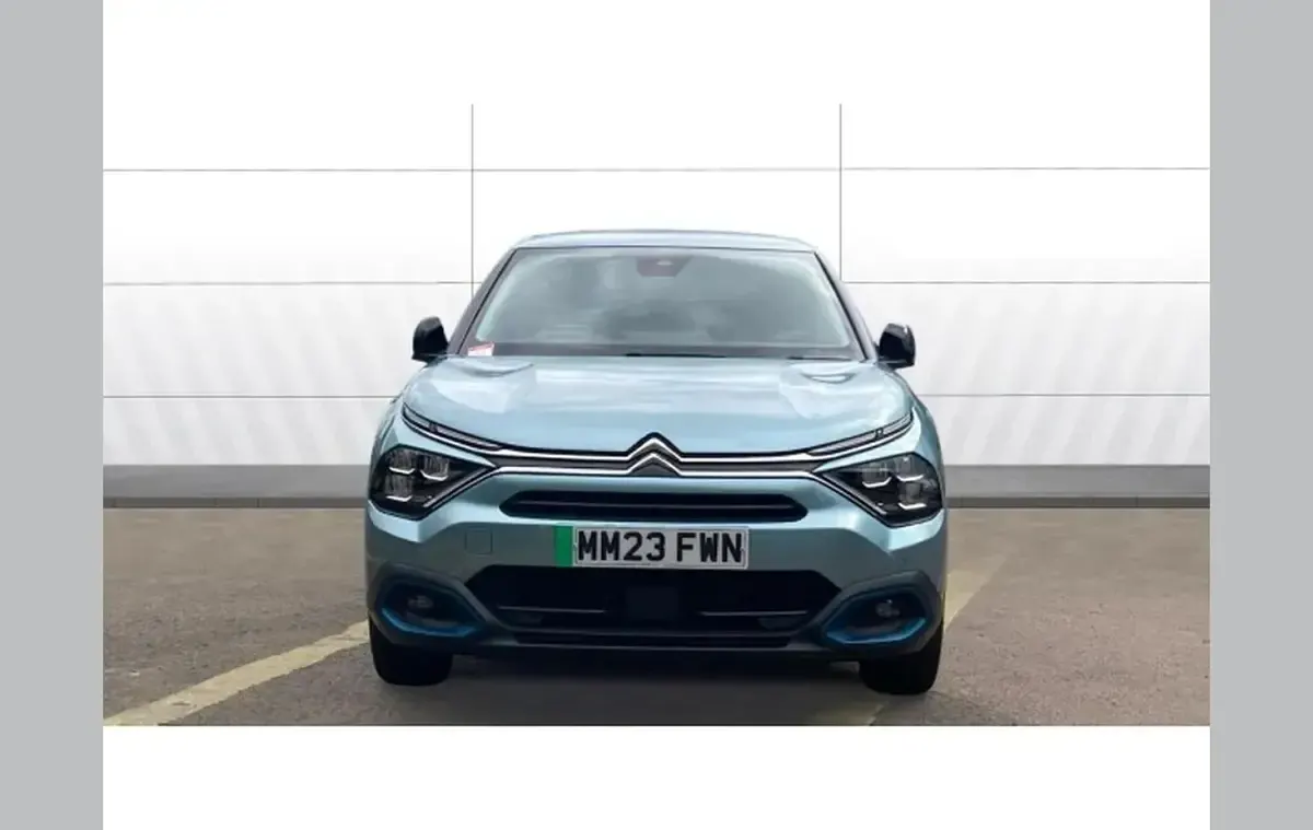 Used Citroën e-C4 Shine 100 kW (136 HP) 2023 Blue Hatchback