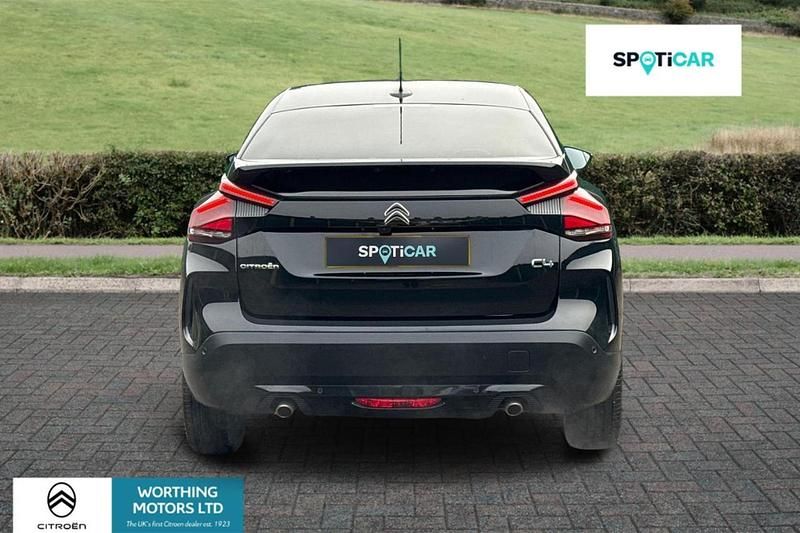 Used Citroën C4 PureTech 127 HP (93 kW) 2021 Black Hatchback