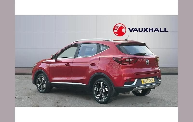 Used MG ZS Exclusive 106 HP (77 kW) 2019 Red SUV