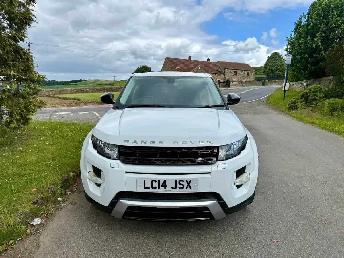 Used Land Rover Range Rover evoque Dynamic 2014 White SUV