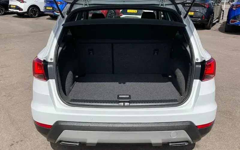 Used Seat Arona FR 110 HP (80 kW) 2021 White SUV