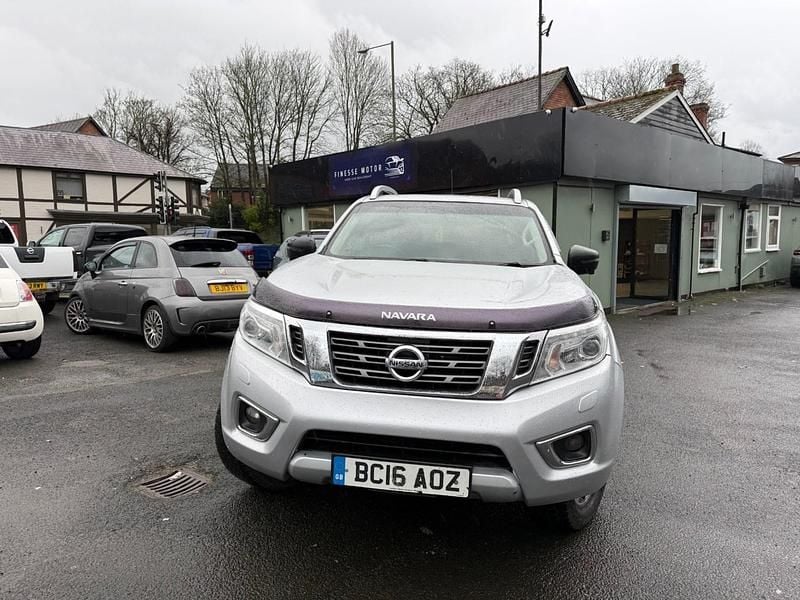 Used Nissan Navara Tekna 2016 Silver Pickup