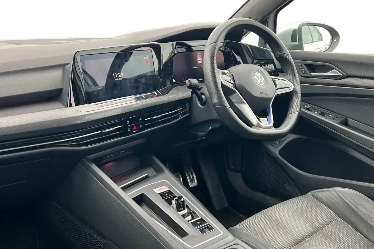 Used VW Golf VII GTE 204 HP (150 kW) 2020 Silver Hatchback