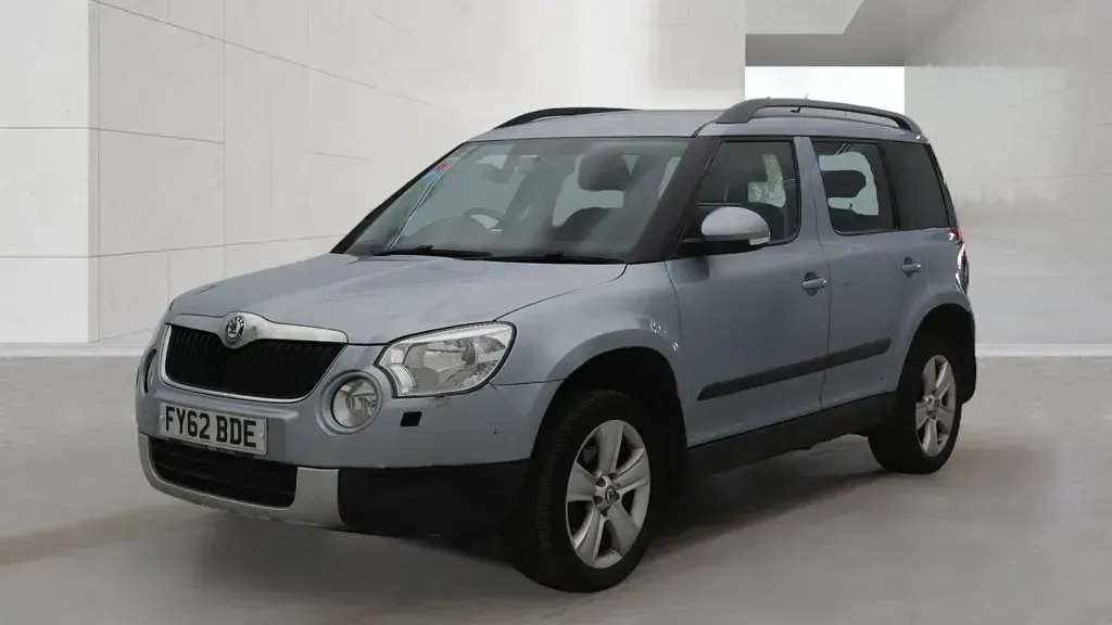 Usado Skoda Yeti SE 140 CV (102 kW) 2012 Azul SUV