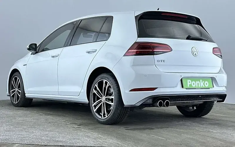Used VW Golf VII GTE 204 HP (150 kW) 2020 Hatchback