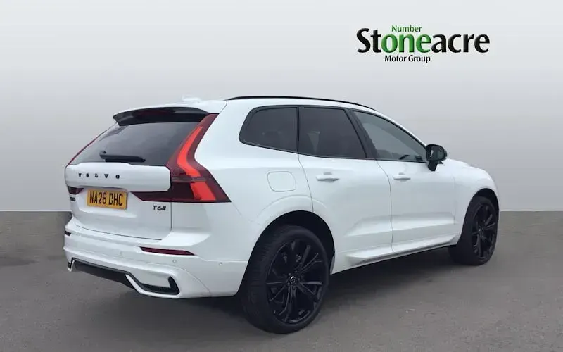 New Volvo XC60 Plus 349 HP (256 kW) 2025 White SUV