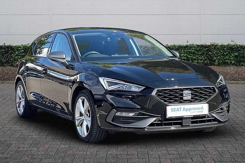Black Used 2020 Seat Leon FR Hatchback | £15,990 (Expensive) - Image 1/4