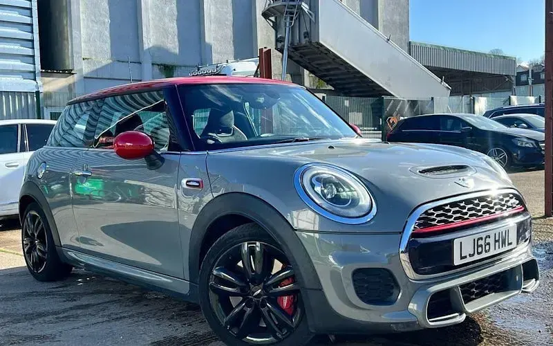 Used Mini John Cooper Works Hatch 231 HP (169 kW) 2021 Hatchback