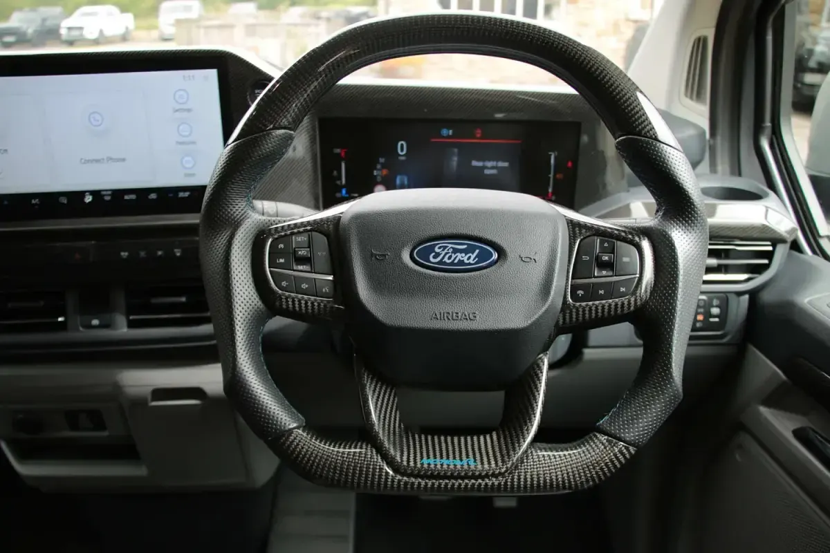 Used Ford Transit Custom Limited 170 HP (125 kW) 2025 Grey Van