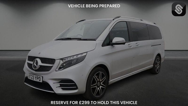 Used Mercedes V220 AMG line 163 HP (119 kW) 2023 Silver MPV