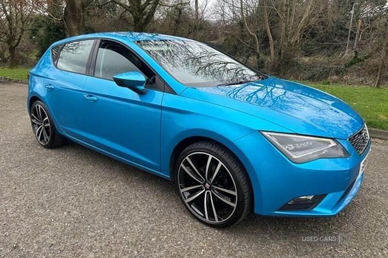 Used Seat Leon SE 110 HP (80 kW) 2016 Blue Hatchback