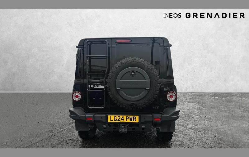 Used Ineos Grenadier 286 HP (210 kW) 2024 Black MPV