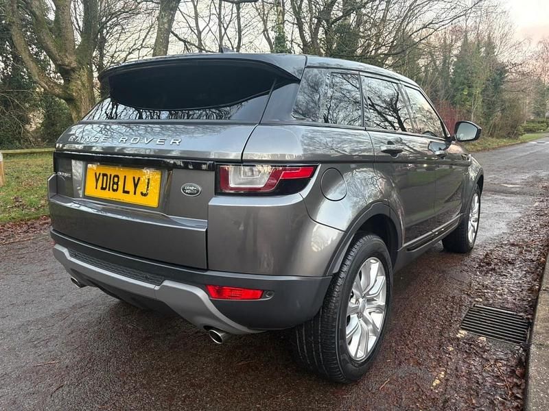 Used Land Rover Range Rover evoque SE 2018 Grey Estate